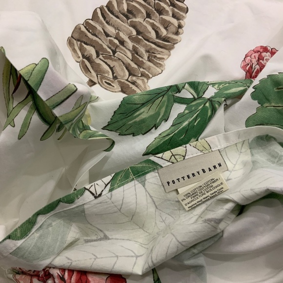 Pottery Barn Queen Duvet & Shams - Picture 8 of 8